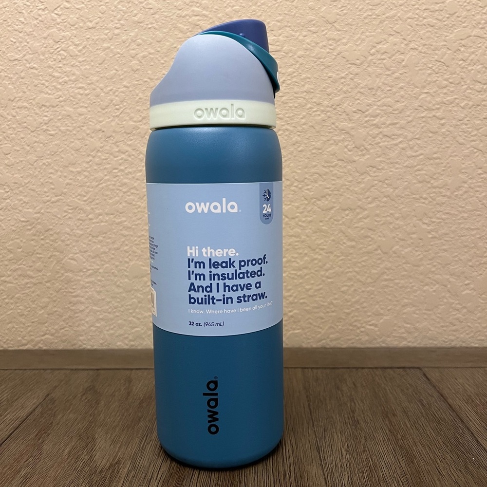 32 oz Owala Free Sip
